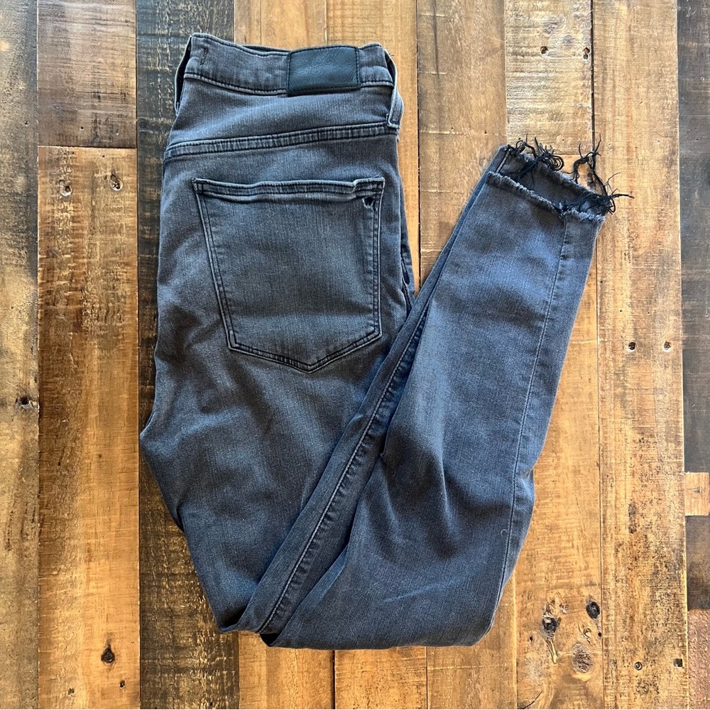 Madewell 9” Mid Rise Skinny Jeans - Size 30 - Dark Gray